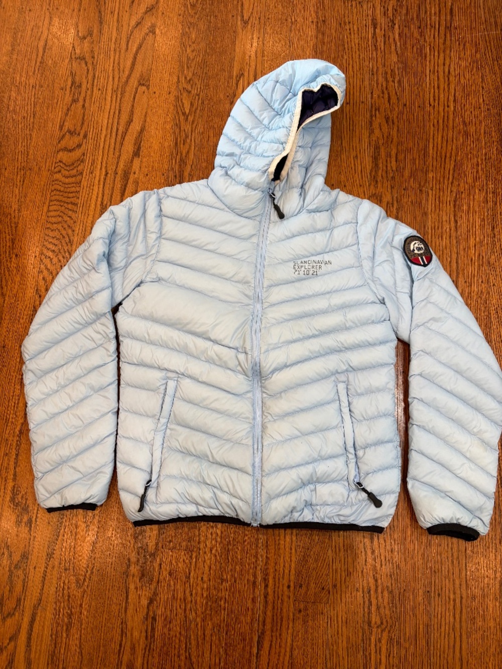 Scandinavian Explorer Light Blue Down Puffer Jacket Small Hooded Sleeve Patch